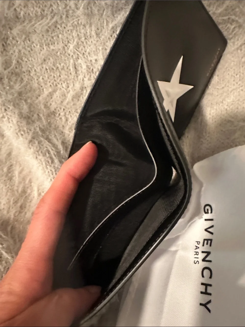 Givenchy authentic star